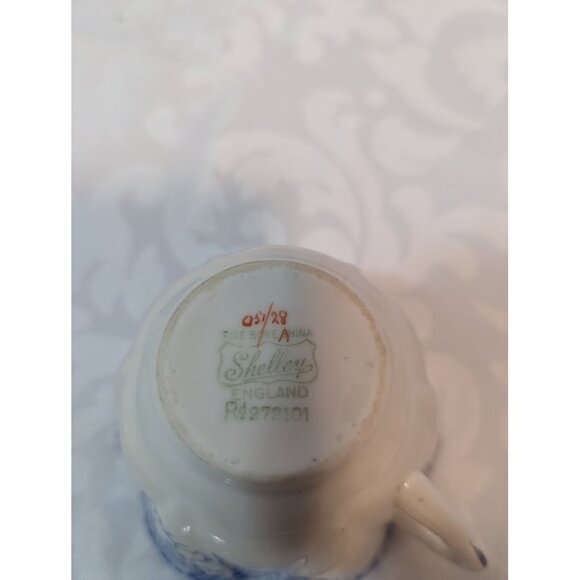 Shelley "DAINTY BLUE" Cup and Saucer - Picture 9 of 9